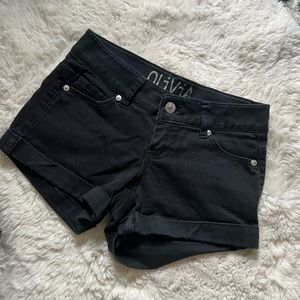 Delia’s black high waisted shorts